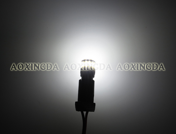 T10 white 3014-18SMD LED